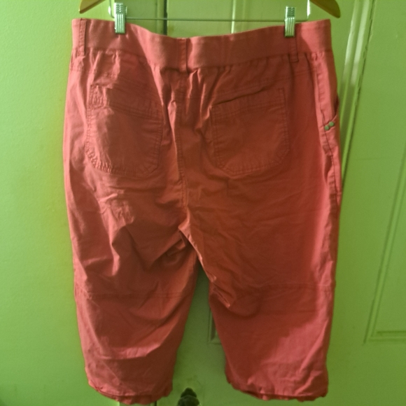 Lane Bryant Women's Capri's - Picture 10 of 14